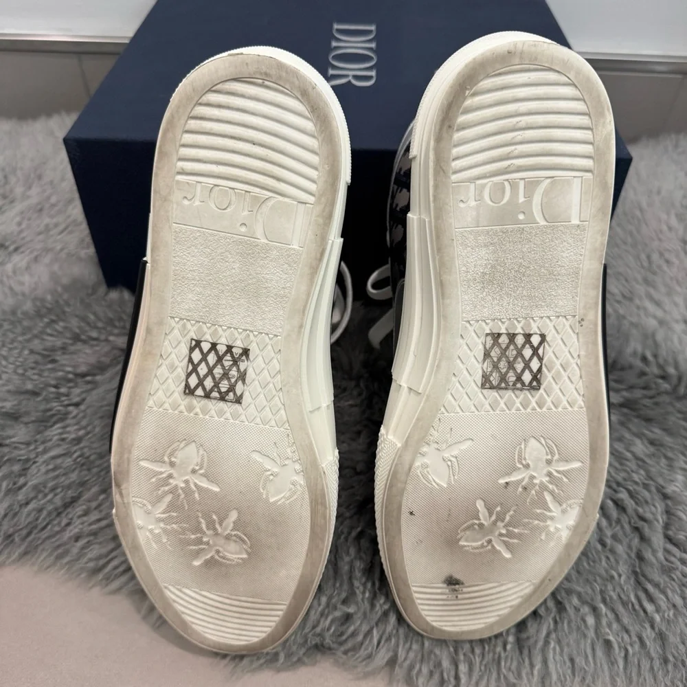 Dior B23 High-Top Oblique Sneakers - Picture 7 of 11